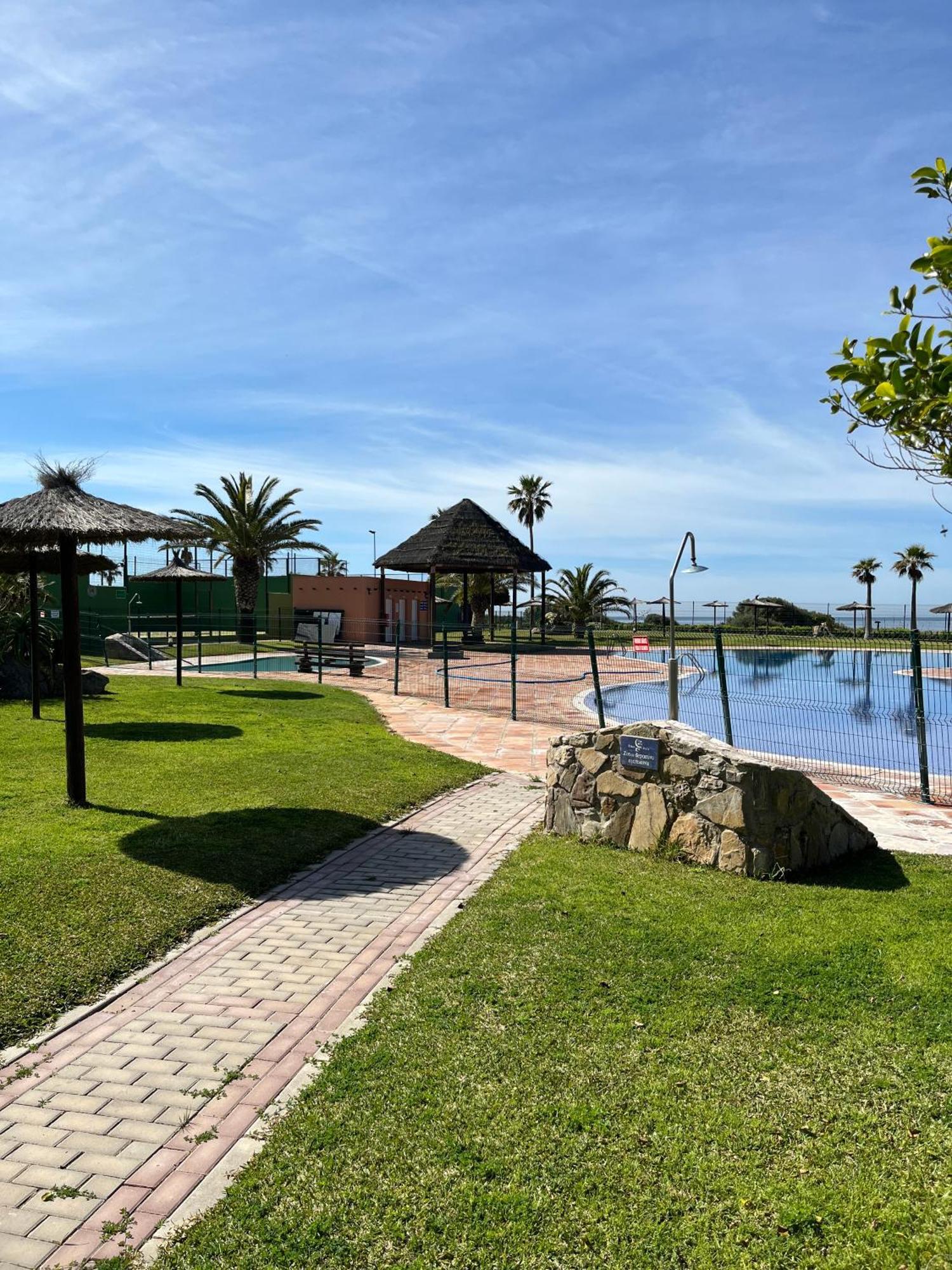 Comodo Apartamento En Bahia De La Plata 자하라드로아튠스 외부 사진